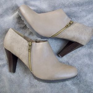 Taupe Ankle Boots/Booties Faux Leather Upper S 11